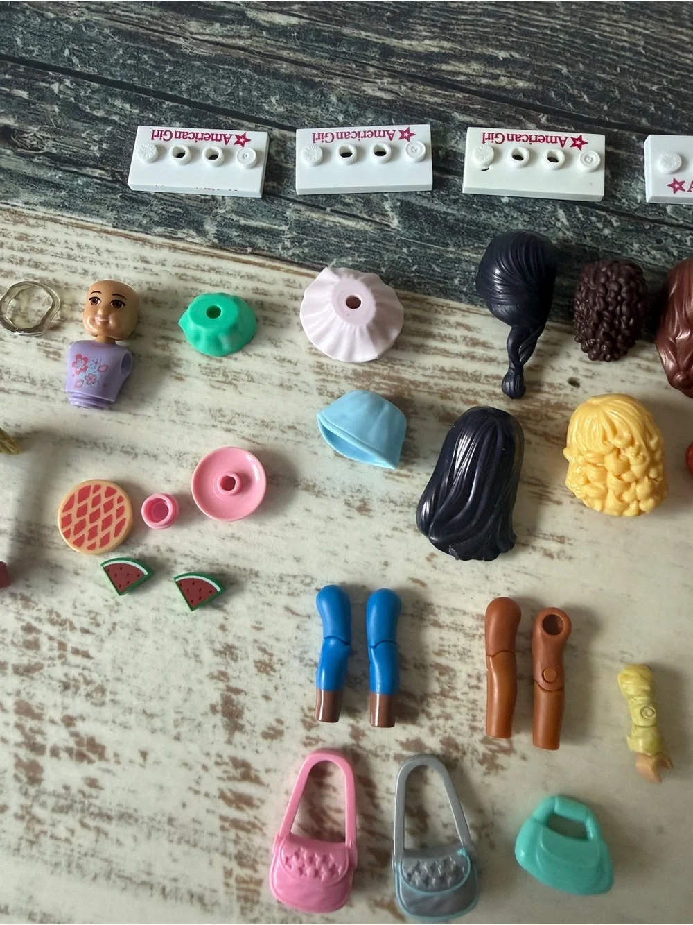 MegaBloks AMERICAN GIRL Doll Various FIGURES & Brick - PARTS Lot COMPLETERS Only